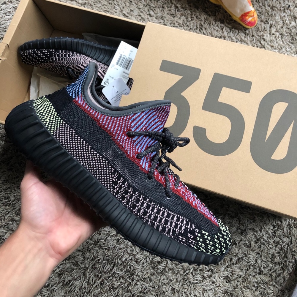 Yeezy 350 V2 Yecheil non reflective